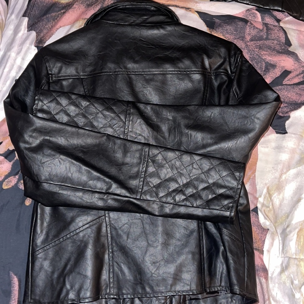 Vegan leather jacket - Picture 2 of 2